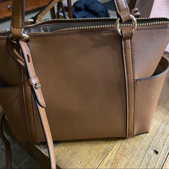 Michael Kors Small Sullivan Nomad Leather Convertible Zip Top Tote Crossbody - Picture 13 of 14